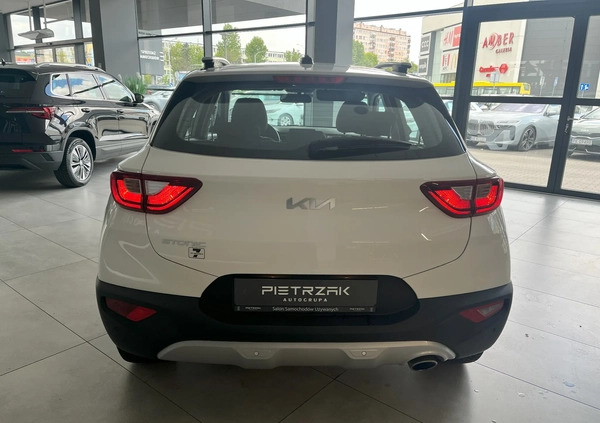 Kia Stonic cena 85900 przebieg: 24453, rok produkcji 2023 z Toruń małe 232